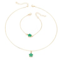 Ensemble de bijoux pour femmes de style coréen, collier, bracelet, bague et boucles d'oreilles en alliage à cinq pétales de fleurs porte-bonheur