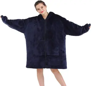 थोक अमेज़न कंबल hoodies-अमेज़न गर्म बेचने सर्दियों कंबल बड़ी जेब के साथ हूडि शेरपा लाइन में खड़ा बड़े ठोस फजी सुपर नरम टीवी कंबल