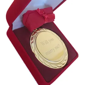 Individuelle Metallmedaille Gold Silber Preis 3D-Thema Feiertag Bergemedaille Kletterfinisher-Medaille mit Schachtel