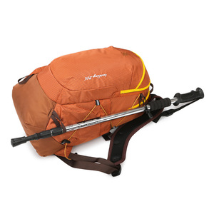 Sac à dos de randonnée pour femme Tin Duc grande capacité - Nylon, coque souple, minimaliste, imperméable, léger, pour les voyages de loisirs - Product Image 4