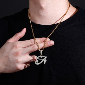 Colgante de <span class=keywords><strong>ojo</strong></span> de Horus de mitología egipcia antigua de alta calidad, collares chapados en oro de latón helado, joyería de <span class=keywords><strong>amuleto</strong></span> para hombres y mujeres - Product Image 4