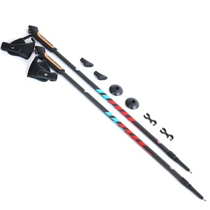 <span class=keywords><strong>Canne</strong></span> <span class=keywords><strong>de</strong></span> randonnée télescopique rétractable en Fiber <span class=keywords><strong>de</strong></span> carbone 3K avec poignée en liège à 2 sections <span class=keywords><strong>canne</strong></span> <span class=keywords><strong>de</strong></span> <span class=keywords><strong>marche</strong></span> nordique - Product Image 1
