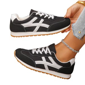 Zapatos Deportivos Casuales Retro con Bloques de Color Negro y Blanco para Otoño, Diseño con Cordones, Parte Superior de PU, Forro de Malla, para el Uso Diario - Product Image 1