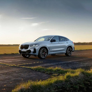 BMW X4 Essence SUV de Taille Moyenne Voitures de Luxe BMW X4 Xdrive 25i 30i Véhicules Utilitaires Sport BMW X4 - Product Image 5