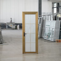 Portes de salle de bain modernes en aluminium par une usine chinoise – Nouveau modèle de portes d'entrée principales pour toilettes résidentielles
