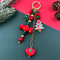Porte-clés de Noël mignon en forme de cerise, breloque de sac perlée, porte-clés festif rouge et vert, cadeau pour elle