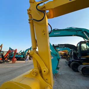 Presque neuf, économique en carburant, pas cher, excavatrice sur chenilles Komatsu PC70 de 7 tonnes d'occasion, moteur pour usage agricole et domestique - Product Image 3