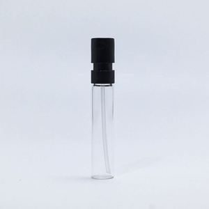 Flacon d'échantillon de parfum rond en verre transparent, vide, personnalisable, écologique et recyclable, 1,5 ml, 2 ml, 3 ml, 5 ml, avec mini pulvérisateur et sérigraphie - Product Image 2