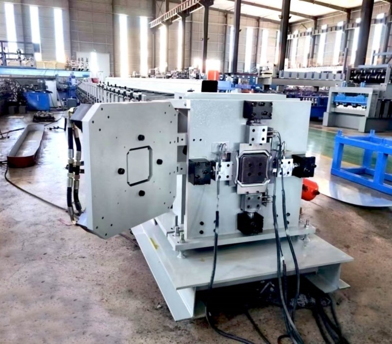 High Quality PLC Controlled Hydraulic Cutting