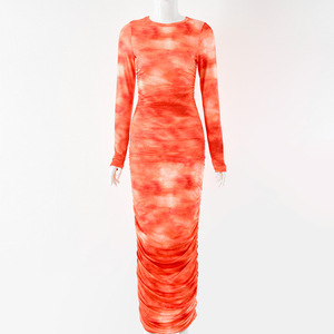 Robe décontractée pour femmes européennes et américaines, automne-hiver, imprimée, manches longues, col rond, coupe ajustée, imprimé floral bleu, polyester, Yiwu - Product Image 5