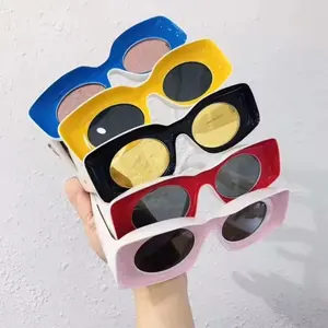 Óculos de sol retangulares com logotipo personalizado para mulheres, óculos de sol retrô com cores doces para festas e festas, óculos de sol retrô femininos 2024, óculos de hip hop, atacado