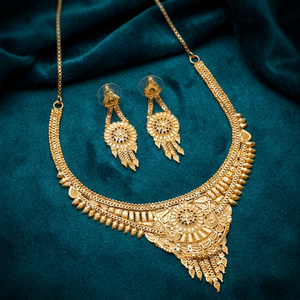 Venta al por mayor 14K 18K 24K oro relleno formando conjunto de collares cortos, collares de diseño tradicional, Latón chapado en oro collares de moda - Product Image 1