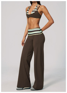 Conjunto Deportivo de 2 Piezas para Mujer: Top Halter a Rayas y Pantalones de Yoga de Cintura Alta y Pierna Ancha, Transpirable, de Spandex y Poliéster - Product Image 5