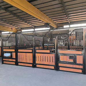 Stalle per <span class=keywords><strong>Cavalli</strong></span> in Stile Europeo, Box Portatile per <span class=keywords><strong>Cavalli</strong></span> da Esterno in Legno e Acciaio - Product Image 2