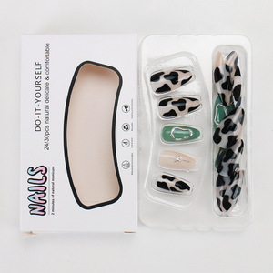 Puntas de uñas Wearable Export 3D Metallic Starburst Lines Color Block Patrón de vaca Uñas postizas prefabricadas personalizadas - Product Image 4