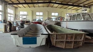 <span class=keywords><strong>Bateau</strong></span> de plaisance moderne de <span class=keywords><strong>7</strong></span> <span class=keywords><strong>m</strong></span> en fibre de verre, <span class=keywords><strong>bateau</strong></span> de pêche à coque centrale, <span class=keywords><strong>bateau</strong></span> à rames, yacht à vendre - Product Image 5