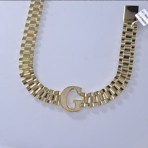 Collar con Colgante de Inicial, Joyería Minimalista, Accesorios de Moda, Tendencia de Moda - Product Image 1