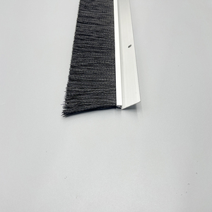 Brosse de nettoyage de fond de porte de qualité 250995 Brosse en nylon noir avec support en aluminium - Product Image 3