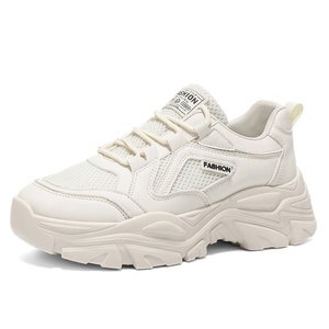 Chaussures de sport décontractées pour hommes, nouvelle mode, style tendance, respirantes, confortables, avec logo personnalisé - Product Image 5
