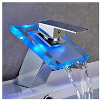 Robinet de lavabo cascade en céramique à poignée unique thermostatique à changement de couleur LED, en acier inoxydable moderne, à poser sur le comptoir