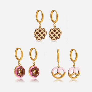 Pendientes con diseño de comida, de acero inoxidable, con diseño de donut, gofre y pretzel, para mujer, joyería de moda. - Product Image 1