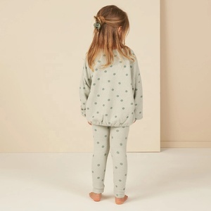Ensemble de pulls ras du cou personnalisés 220g survêtements d'équipe tenues filles kpop imprimé enfants survêtements 2 pièces - Product Image 2