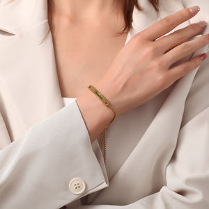 Pulsera con nombre pequeño y delicado, pulsera minimalista personalizada con nombres de texto pequeño, color dorado, chapado en nombre, regalo de joyería para mujer - Product Image 2