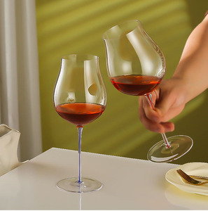 Ensemble de 4 verres à vin <span class=keywords><strong>Riedel</strong></span> Colored Core faits à la main, cristal de luxe sans plomb, gobelets à vin personnalisés - Product Image 2