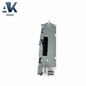 Expander de panneau arrière BMXXBE1000 M340 pour configuration multi-racks - Product Image 6