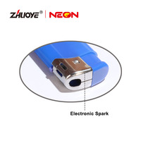 Vente en gros 2 en 1 briquet électronique briquet butane allume-cigare avec logo personnalisé jetable bougie briquet LED