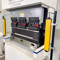 Prensa Plegadora de Chapa Metálica CNC Eléctrica Pura de 40 Toneladas y 1250 mm, Ecológica, con Doble Servoaccionamiento y Protección de Cortina de Luz