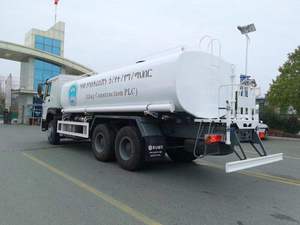 Camion-citerne à eau HOWO <span class=keywords><strong>20</strong></span> m³ avec pulvérisateur haute pression pour la suppression de la poussière et l'arrosage routier - Product Image 5