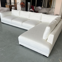 Nordischer Stil Samt-Bouclé-Polsterung Hotel Minimalistisches Freizeit-Sofa Chesterfield Modernes L-förmiges Ecksofa-Set