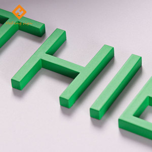 Insegne LED Retroilluminate Personalizzate in Verde - Lettere in Acrilico Illuminate per Negozi di Smoothie, Tè e Bar - Product Image 1