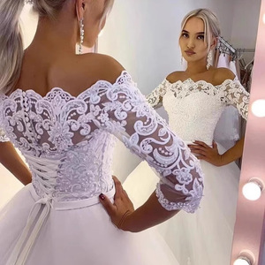 <b>Lace</b> Wedding Dress Ball Gown Tulle Off Shoulder Scalloped Neckline <b>White</b> Vintage Style Natural Waistline - Product Image 4