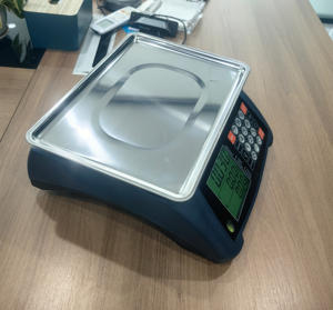 Básculas electrónicas portátiles de plástico de alta calidad, mini, con capacidad de 30 kg, pantalla LCD grande y función de conteo digital. - Product Image 4