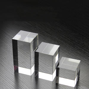 พร้อมส่ง บล็อกแก้วเลเซอร์ 3 มิติ ราคาถูก คุณภาพดี แบบ K9  ทรงลูกบาศก์เปล่า  สลักภาพตามสั่ง  คริสตัลสำหรับเป็นของขวัญ - Product Image 5