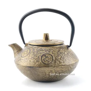 Gold Oriental Design Teapot Cast Iron Japanese Tetsubin tea kettle with Infuser for Loose Leaf Tea Enameled Interior tea pot