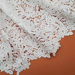 Dentelle florale en soie de lait luxueuse avec broderie élégante soluble dans l'eau pour robes de mariée haut de gamme - Product Image 5