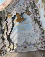 Boîte d'invitation de mariage de luxe élégante avec illustration personnalisée du lieu, design floral 3D et dorure à chaud en relief