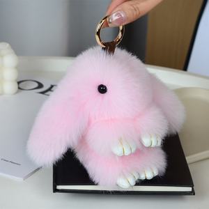 دمية أرنب صغيرة ملونة ولطيفة من سونغشان تويز، هدية معلقة 15 سم، سلسلة مفاتيح أرنب ناعمة للحقائب - Product Image 4