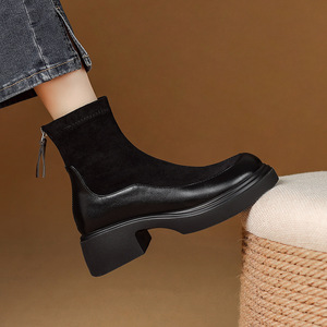 Botines de Ante Bicolor Marrón Oscuro, Zapatos Minimalistas para Combinaciones de Atuendos de Temporada Fría y Paseos por el Suburbio - Product Image 3
