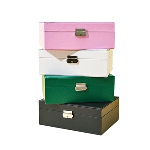 Joyero de cuero con logotipo personalizado de MOQ bajo, caja de anillo de pulsera de pendiente de lujo, caja de joyería de organización interna extraíble de doble capa - Product Image 1