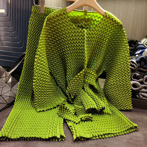 Pantaloni a due pezzi con pieghe a compressione in vita occidentale, set 2024 autunno, nuovo abito plissettato da donna - Product Image 4