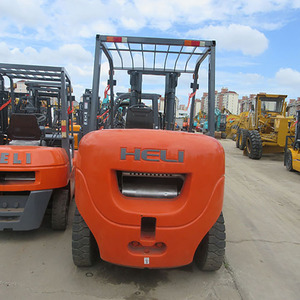 Montacargas Diésel HELI 4x4 de Alta Calidad para Terreno Accidentado, 3 Toneladas, con Mástil de Una/Dos Etapas, Nuevo a la Venta - Product Image 4