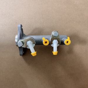 Pièces de chariot de golf : Maître-cylindre de frein, Pompe de frein principale, Pompe de frein pour voiture électrique de tourisme Marsell - Product Image 1