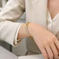 Bracelet en acier inoxydable avec chaîne baguette et rangée de pierres, or et argent, pour femme