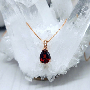 Pendentif vintage en argent 925 plaqué or rose avec grenat rouge véritable, bijou en pierre précieuse naturelle certifiée par un tiers, vente en gros pour fiançailles - Product Image 1