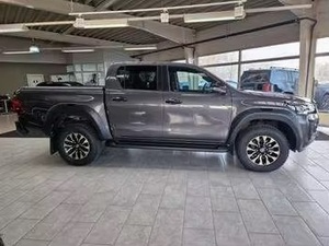 Calidad Superlativa, Precios Increíbles, TOYO-TA HILUX 2020 Doble Cabina GR 4x4 AHK Rollo 150Kw 204Hp 65,422km, Auto Deportivo Usado con Volante a la Izquierda - Product Image 5