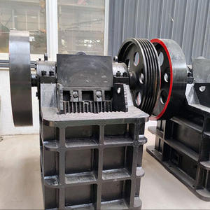 Concasseur de béton à mâchoires compact avec crible - Product Image 3